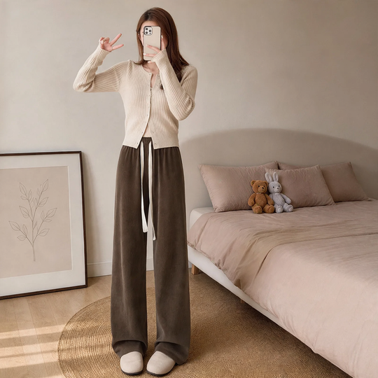 Damen-Cordhose mit Lammfleece-Futter
