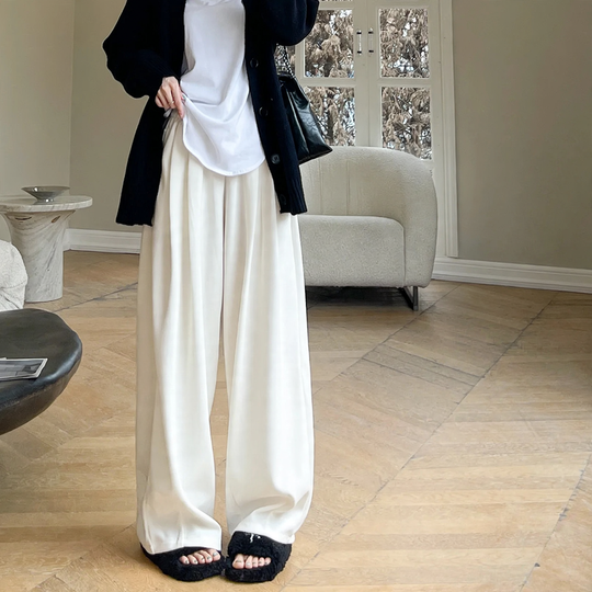 Damen-Cordhose mit weitem Bein und geradem Schnitt