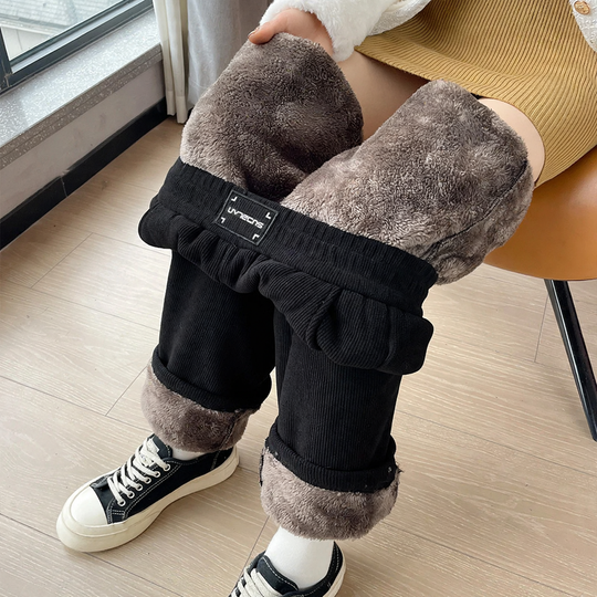 Damen-Cordhose mit Lammfleece-Futter, weit geschnitten
