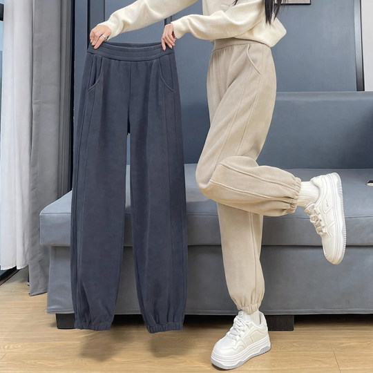 Gefütterte Damen-Cordhose mit Bündchen