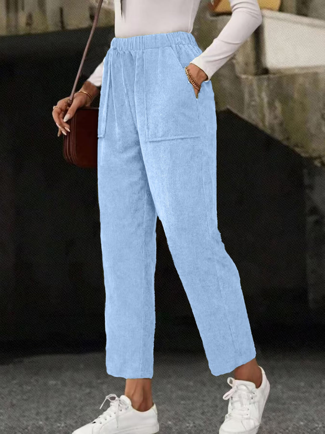 Damen-Cordhose, gerade geschnitten, mit Taschen