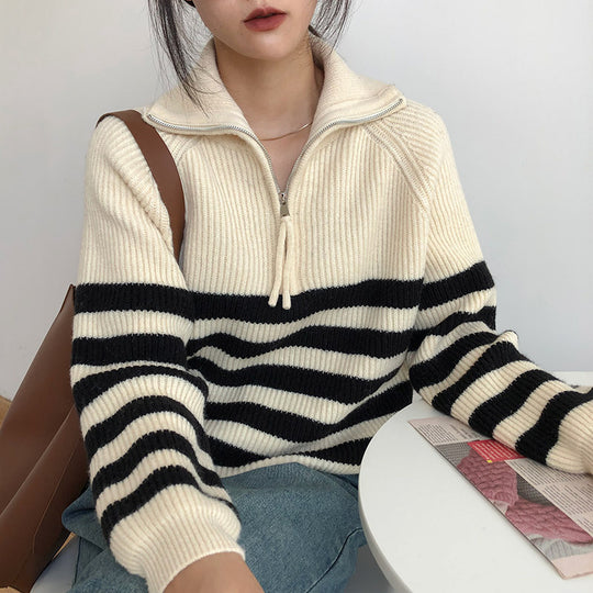 Damen-Strickjacke mit Reißverschluss und Streifenmuster