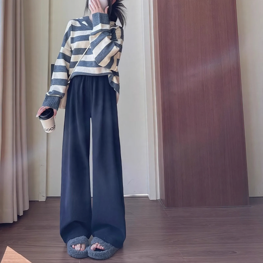 Gefütterte Cord-Strickhose mit hohem Bund
