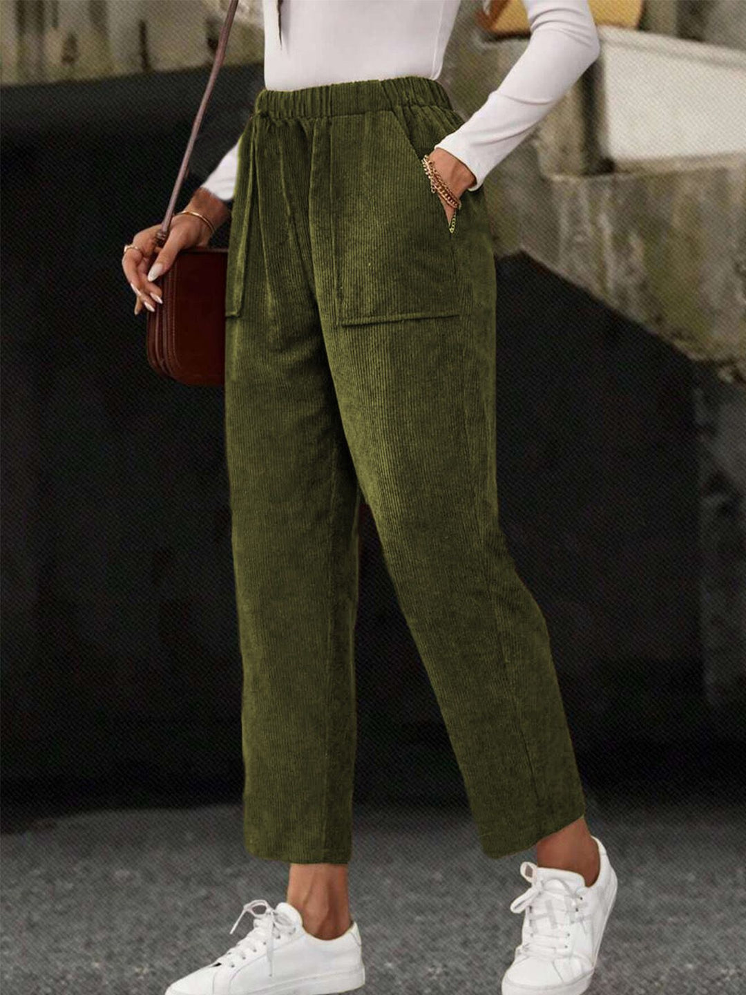Damen-Cordhose, gerade geschnitten, mit Taschen