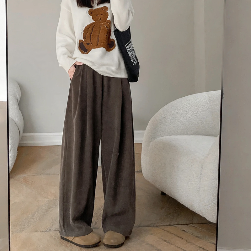 Damen-Cordhose mit weitem Bein und geradem Schnitt