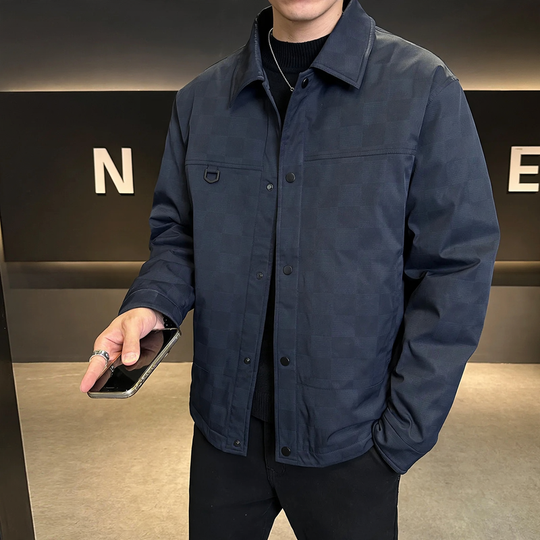 Herren-Daunenjacke mit Reverskragen, 90% weiße Entendaunen