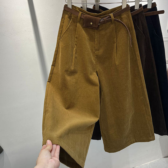 Damen-Cordhose, knielang, mit Gürteltasche