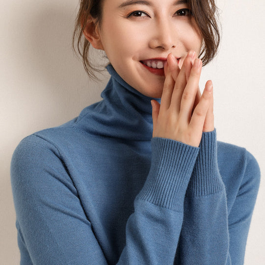 Damen-Rollkragenpullover, schmal geschnitten