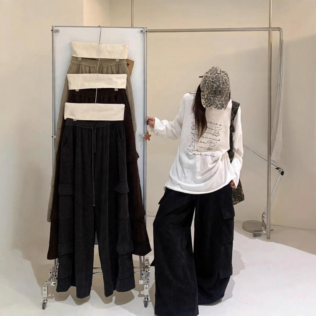 Damen-Freizeithose aus Cord, weit geschnitten