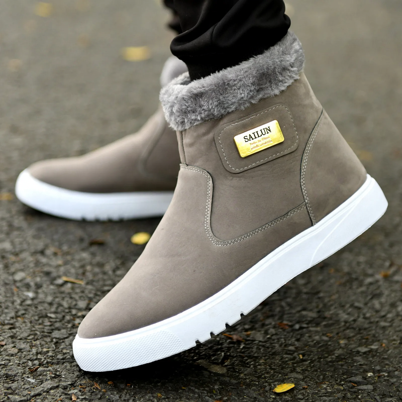Gefütterte Herren-Winterstiefel mit rutschfester Sohle