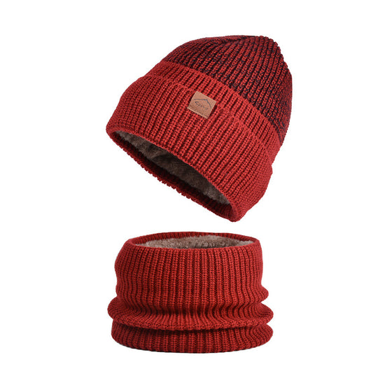 Winter-Set: Strickmütze und Schal für Outdoor-Aktivitäten