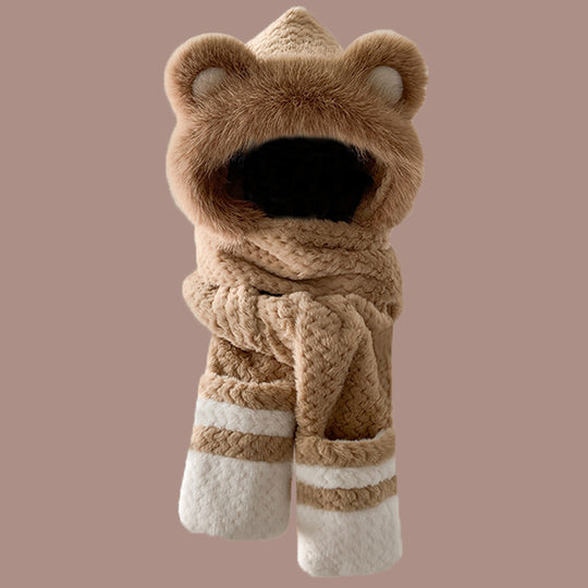 Flauschiges Set aus Mütze mit Fuchs-Ohren und Schal