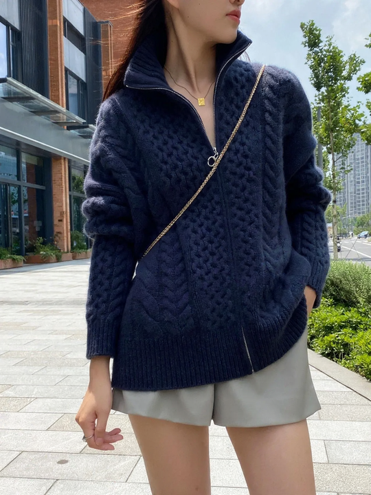 Damen-Wollstrickjacke, hochgeschlossen, mit Reißverschluss, Zopfmuster