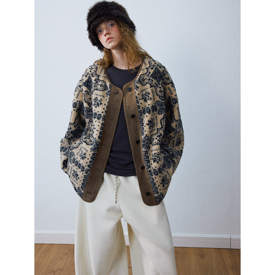 Damen-Plüschjacke mit Rundhalsausschnitt und Muster, Modell H9965