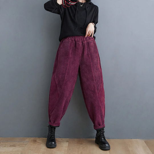 Gefütterte Damen-Cordhose, Karottenform, große Größen