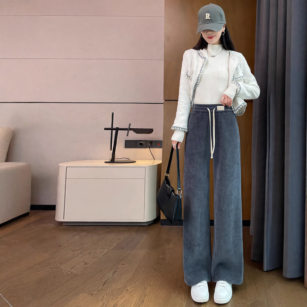 Chenille-Cordhose mit weitem Bein, gefüttert