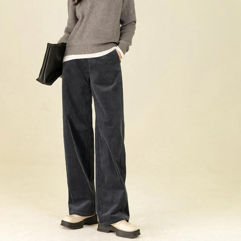 Damen-Cordhose mit hohem Bund und weitem Bein