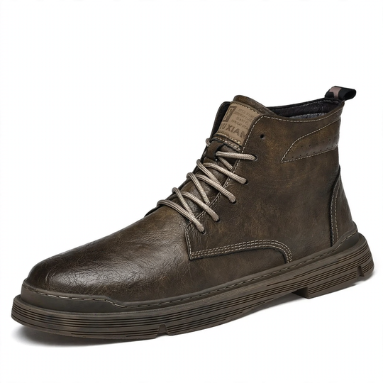 Gefütterte Herren-Lederstiefel mit Ziernähten