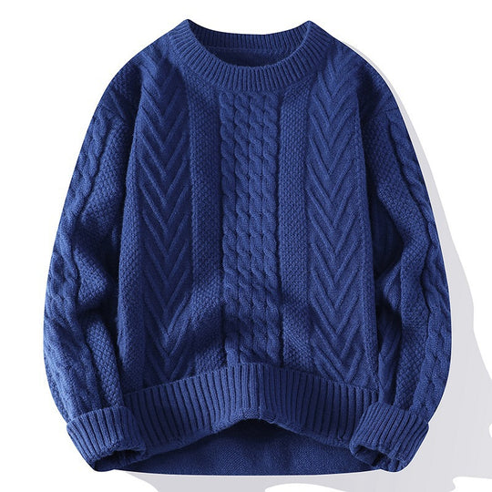 Grober Strickpullover mit Zopfmuster