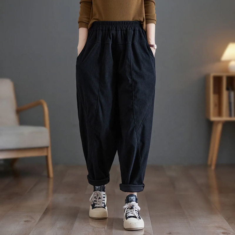 Damen Cordhose, Karottenform, gefüttert