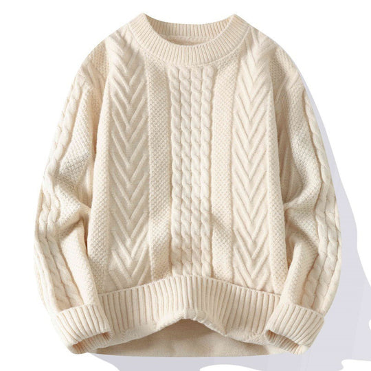 Grober Strickpullover mit Zopfmuster