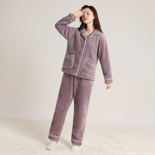 Paar-Schlafanzug aus Korallenfleece, warm, mit Revers