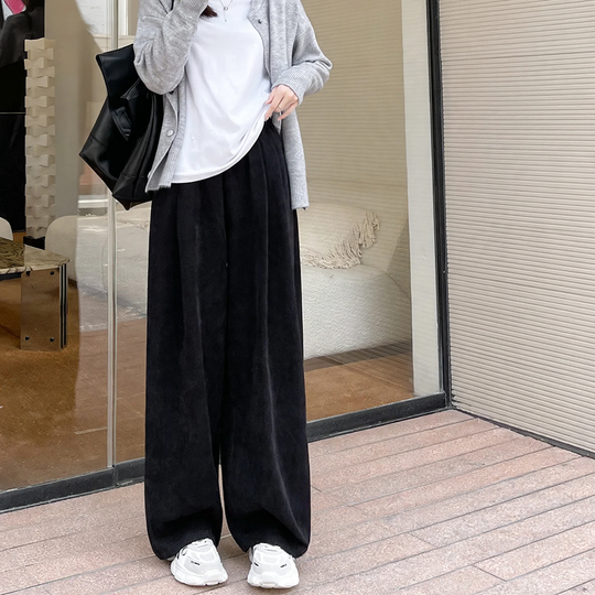 Damen-Cordhose mit weitem Bein und geradem Schnitt