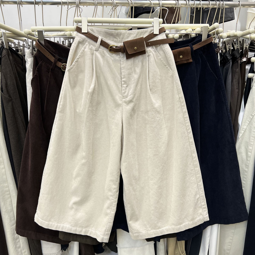 Damen-Cordhose, knielang, mit Gürteltasche