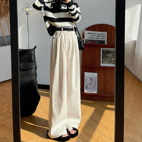 Damen-Cordhose im Anzughosen-Stil, weit geschnitten