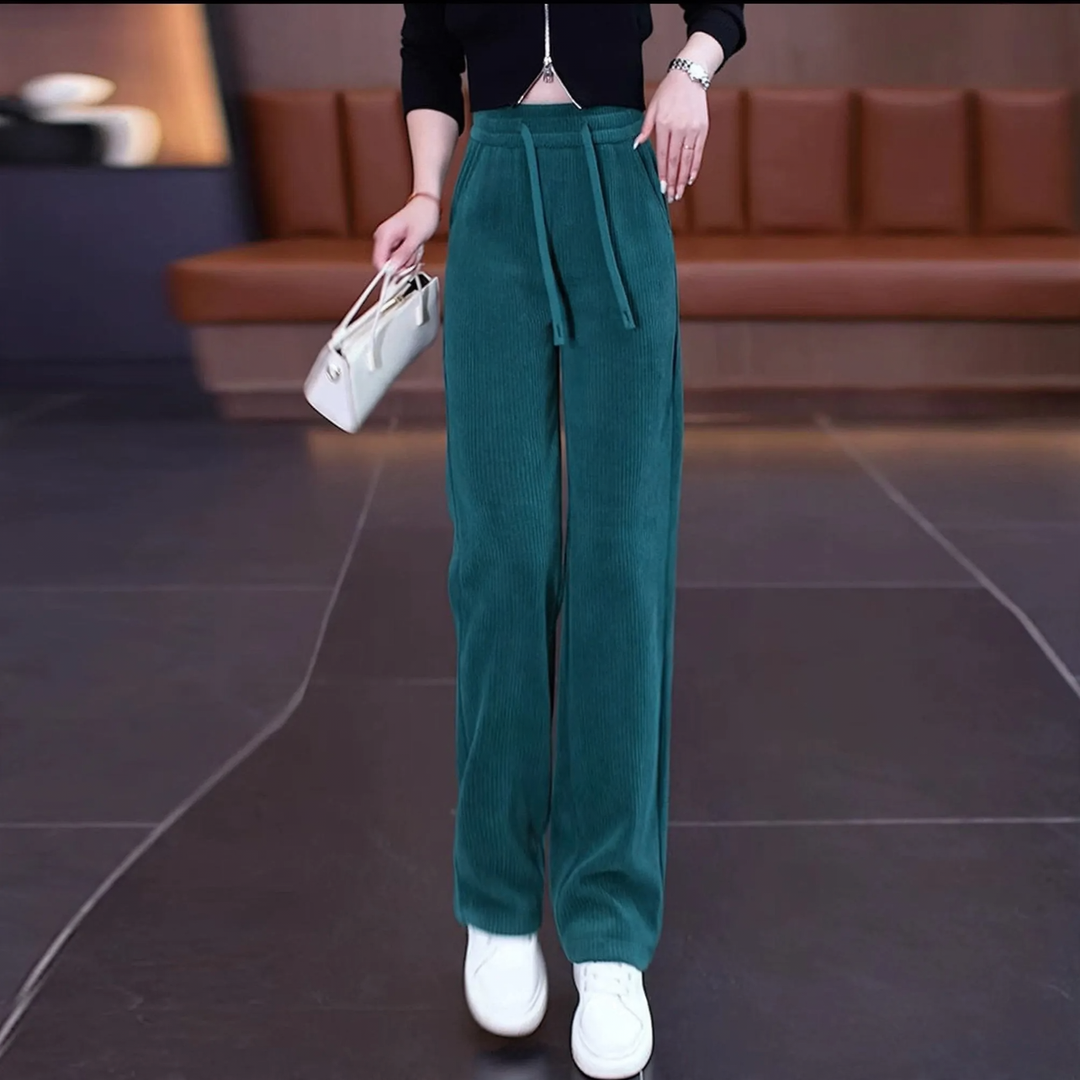 Gefütterte Kord-Hose, gerade Passform, elegant