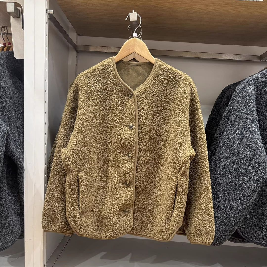 Lässige Fleece-Strickjacke mit Lammfell-Optik