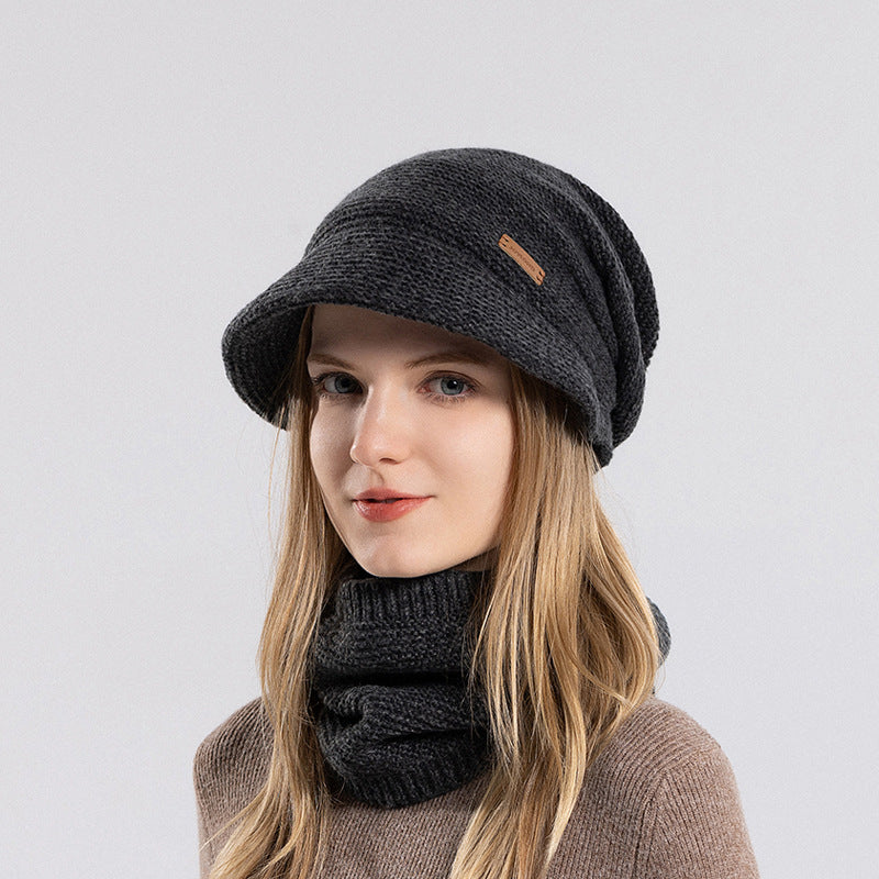 Strickmützen- und Schal-Set mit Futter