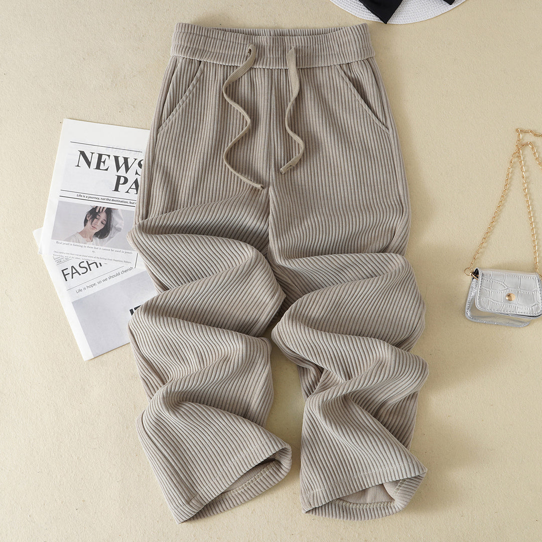 Gefütterte Cord-Hose mit hoher Taille