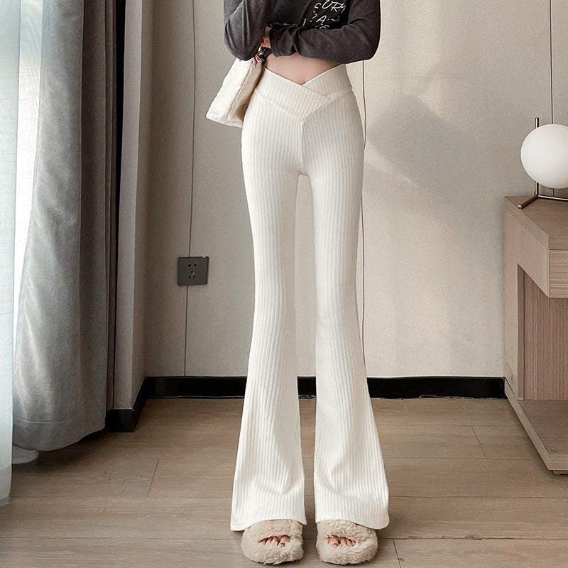 Elastische Damen-Cordhose mit hohem Bund und Schlag