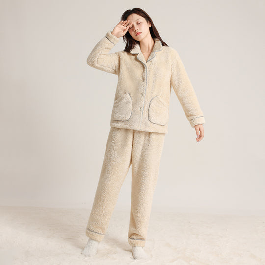 Paar-Schlafanzug aus Korallenfleece, warm, mit Revers
