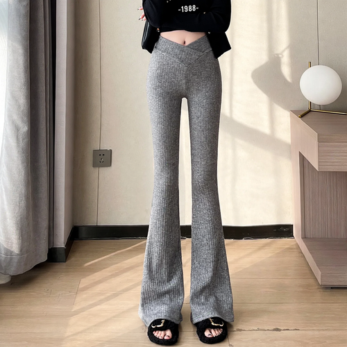 Elastische Damen-Cordhose mit hohem Bund und Schlag