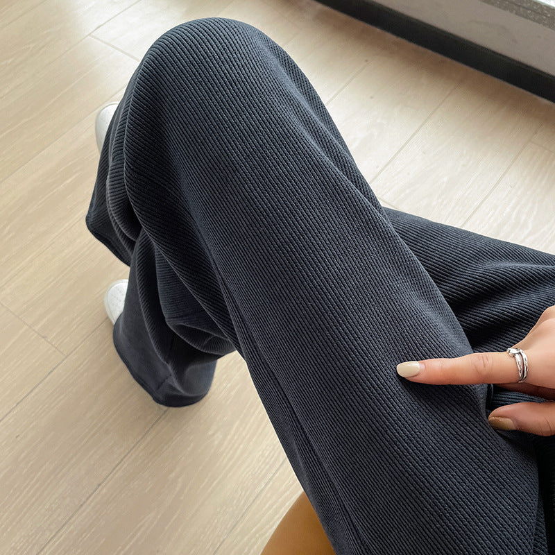 Damen-Cordhose mit Lammfleece-Futter, weit geschnitten