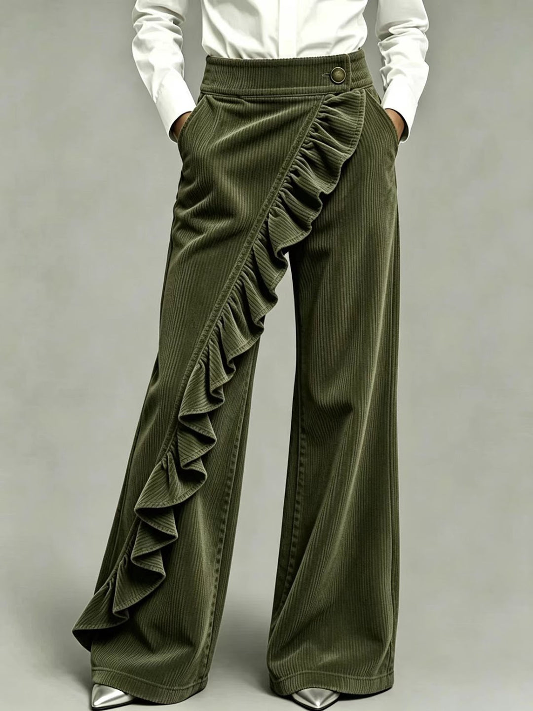 Damen-Cordhose mit Schlag und hohem Bund