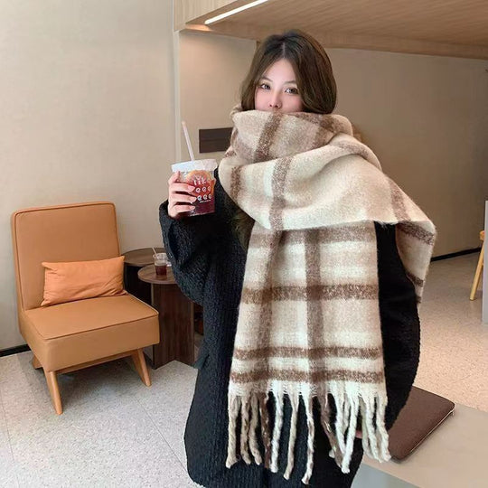 Karierter Schal in Mohair-Optik, wärmend