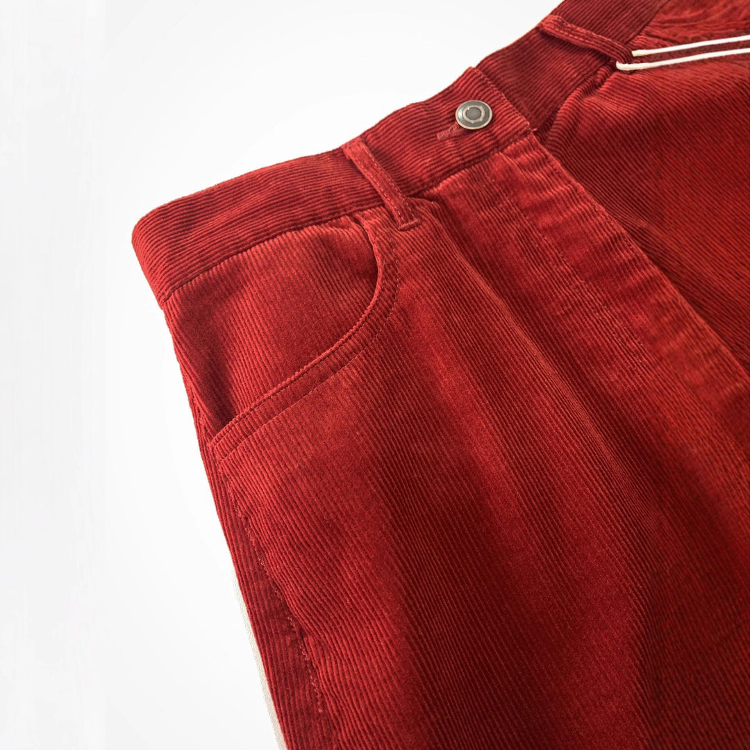 Rote Cord-Hose mit weitem Bein und hoher Taille