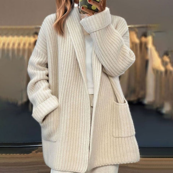 Strickjacke für Damen, klassisch & stilvoll