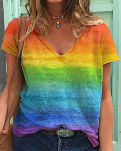 Nord Taschen | Luftiges T-Shirt mit V-Ausschnitt und Regenbogenmuster