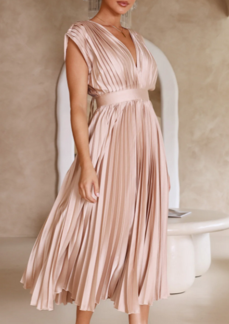 Elegantes Maxikleid Aus Leichtem Stoff - Arvani