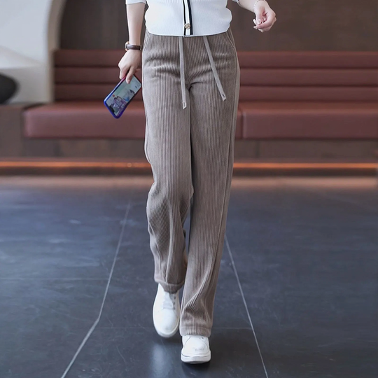 Damen-Cordhose, gefüttert, weit geschnitten