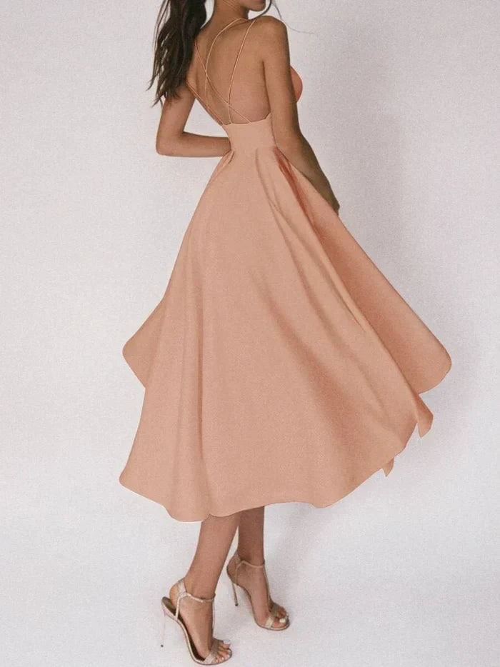 elegantes Kleid mit V-Ausschnitt und Trägern - Vittorelli