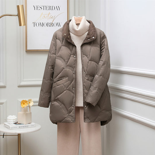 Leichte Daunenjacke mit Stehkragen für Damen, Übergröße