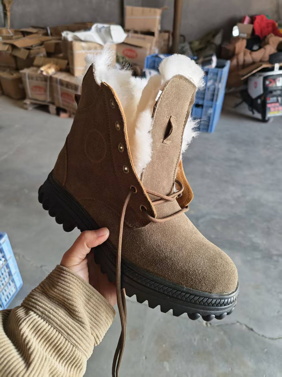 Winter-Stiefel aus Rindsleder mit Wollfutter und Stahlkappe