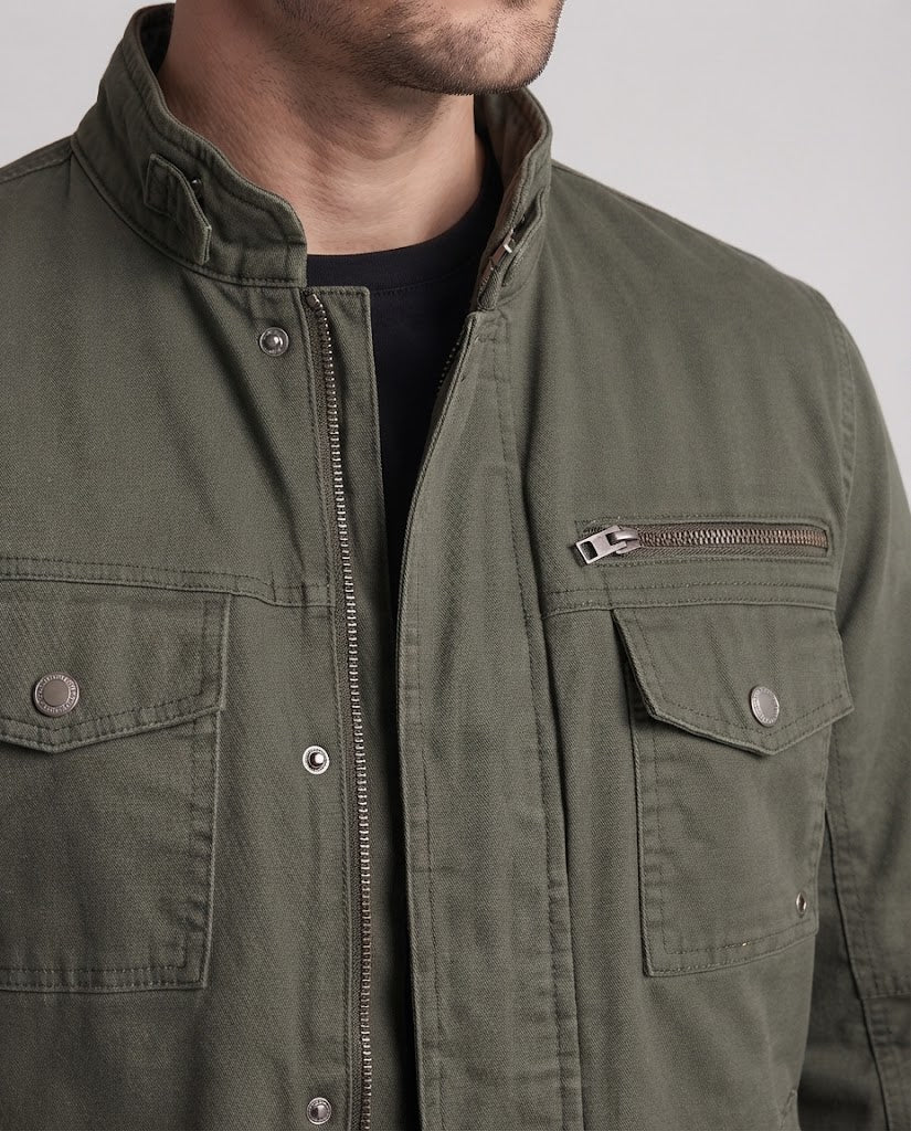 Herren Canvas-Outdoorjacke im Mechaniker-Look mit Stehkragen, Brustreißverschluss und Utility-Taschen Nord Taschen