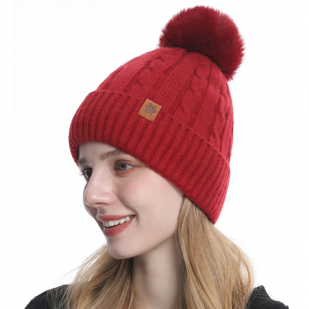 Winter-Set aus Strickmütze, Schal und Handschuhen
