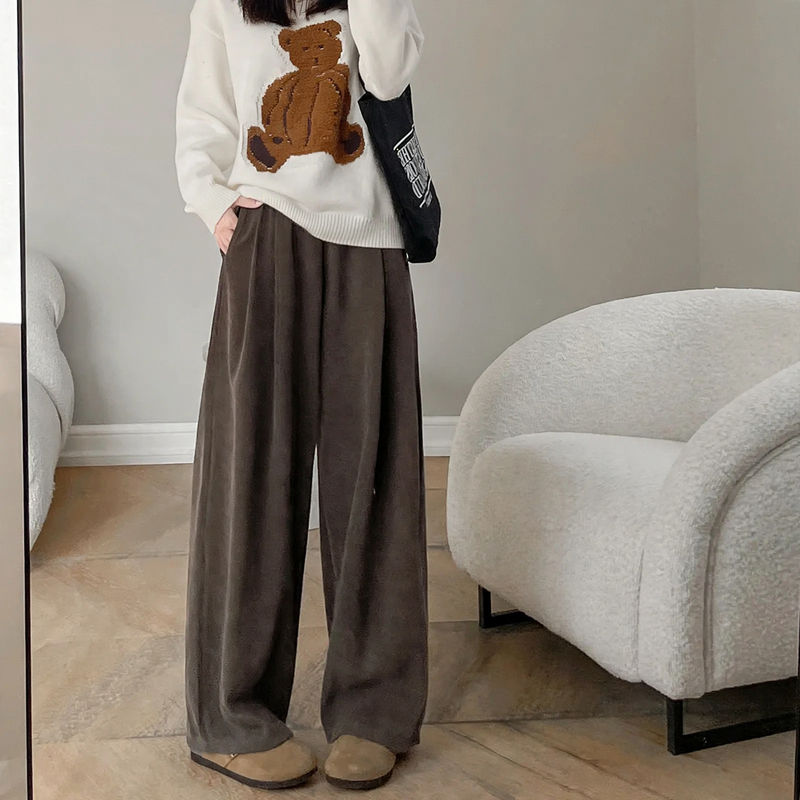 Damen-Cordhose mit weitem Bein und geradem Schnitt